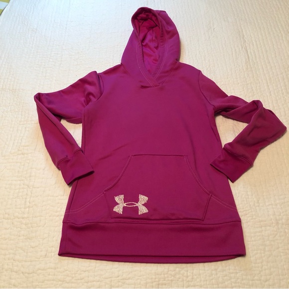 Under Armour Tops - Under Armor Hoodie (M)